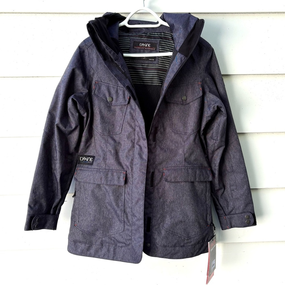 New! Dakine Women’s Canyons Denim Jacket | S - Picture 2 of 13